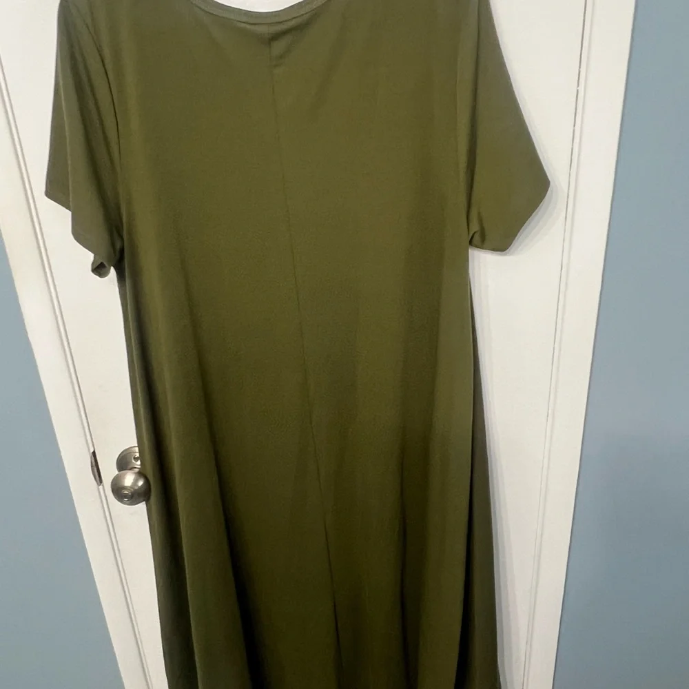 LulaRoe Army Green Carly Dress NWOT - Picture 6 of 7